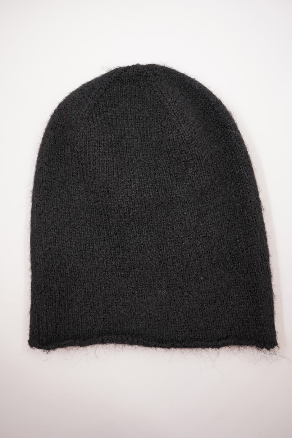 Black Beanie - desray.co.za