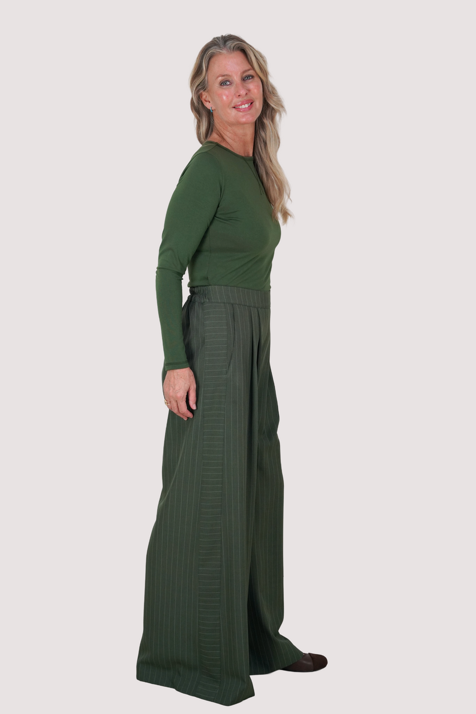 Olive Round Neck Long Sleeve Tee