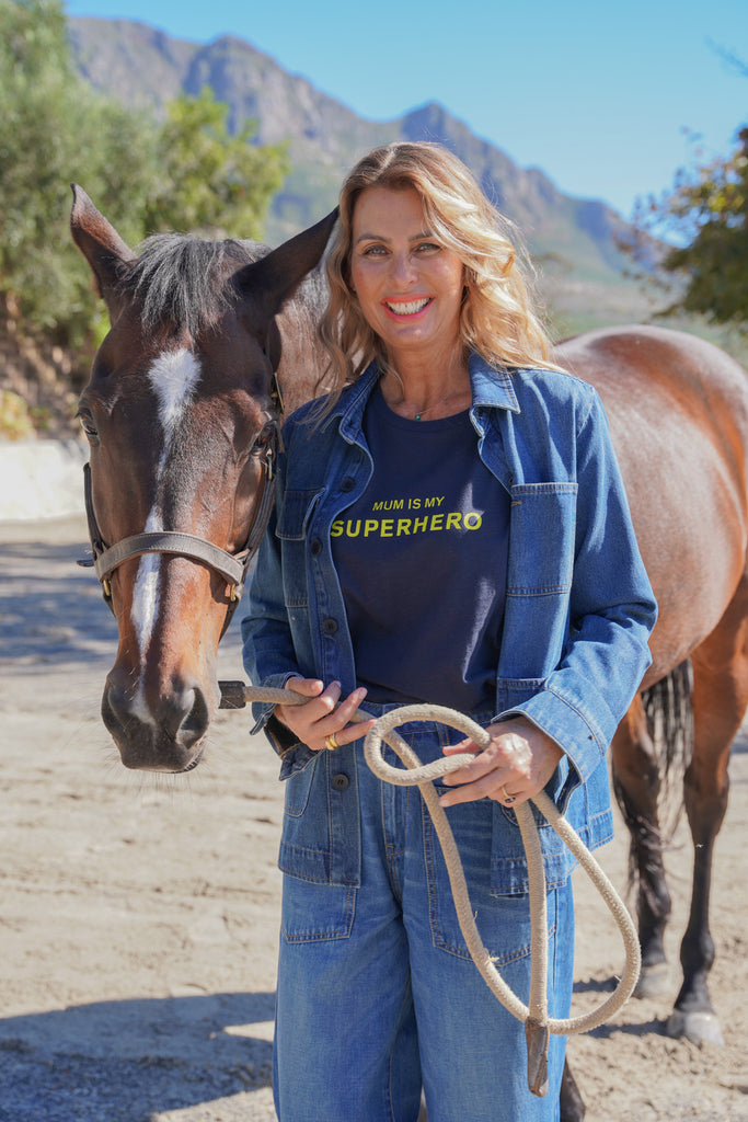 Super Hero Mum Tee - desray.co.za