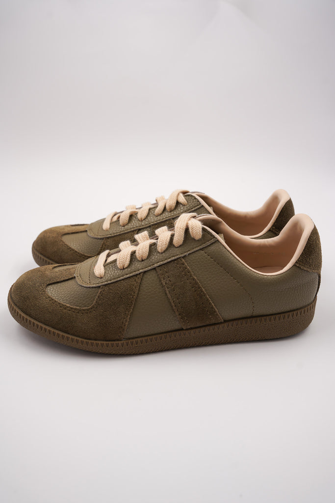 Olive Sneakers - desray.co.za
