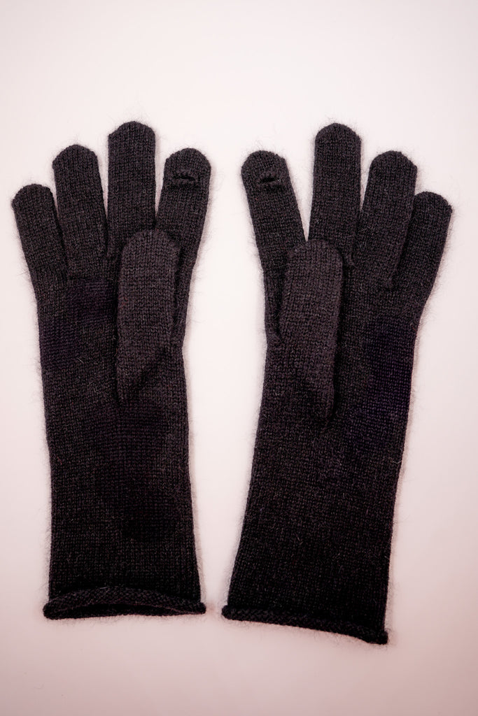 Black Gloves - desray.co.za