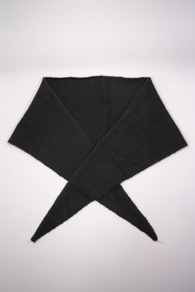 Black Triangular Scarf - desray.co.za