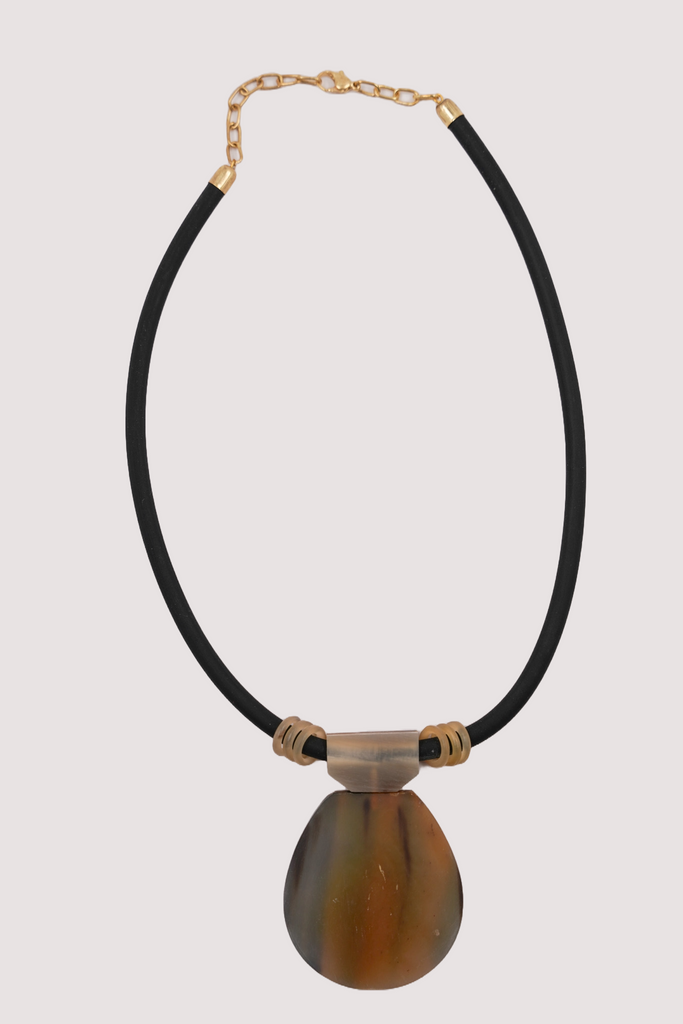Natural Horn Pendant - desray.co.za