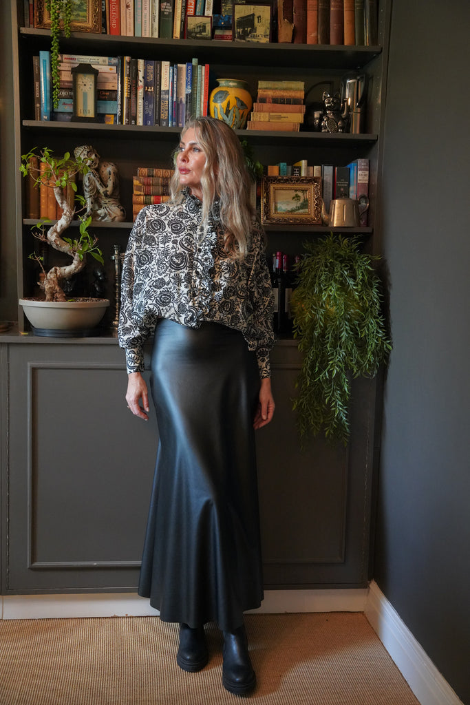 Black Leatherette Skirt - desray.co.za