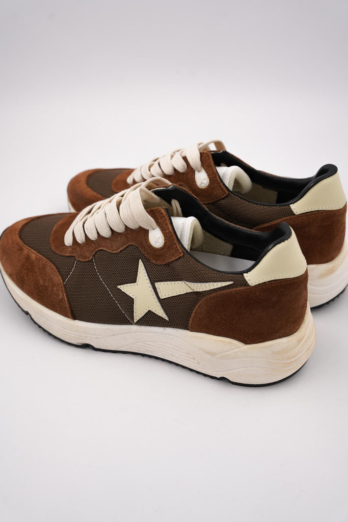 Ginger Star Sneakers - desray.co.za
